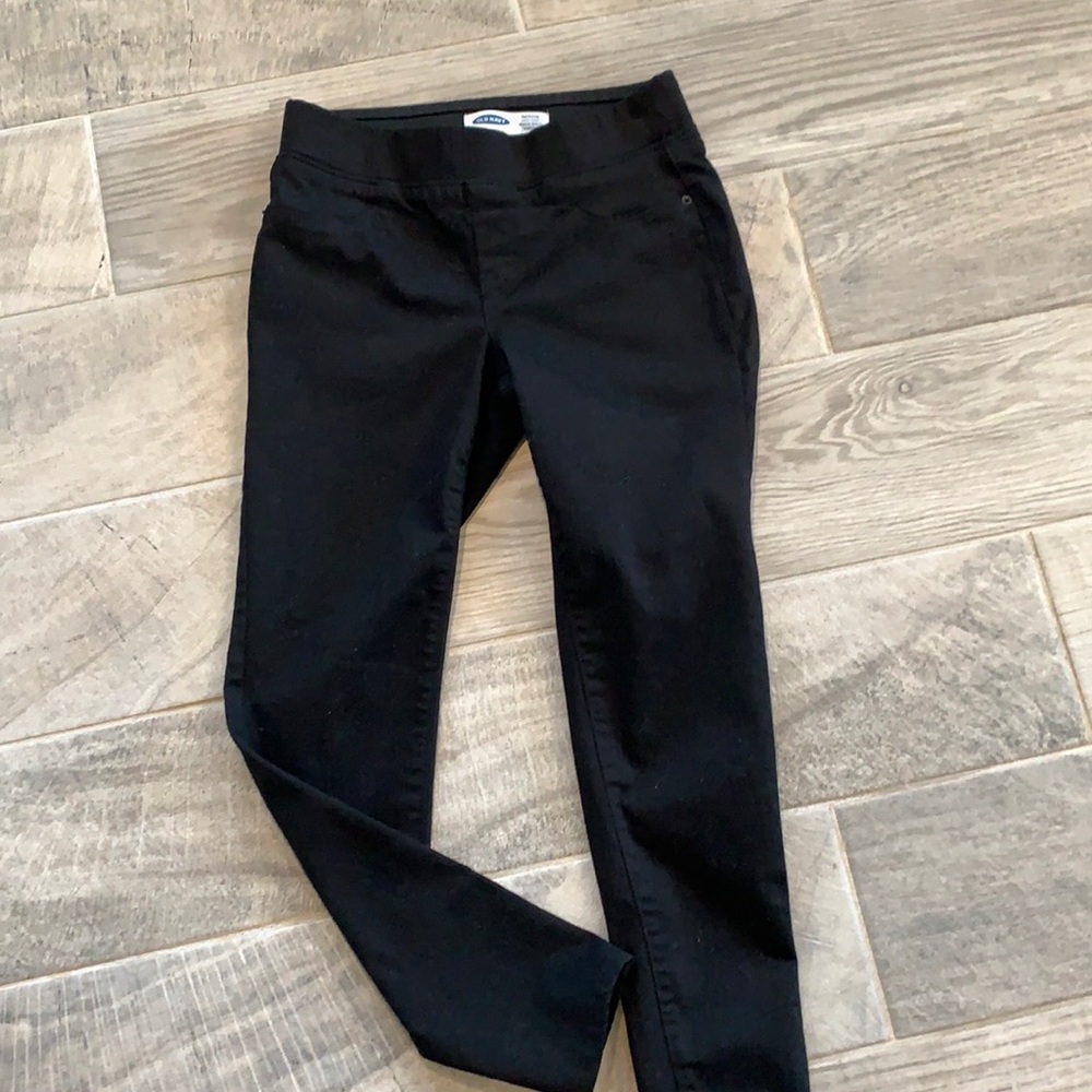 Old navy black rockstar super skinny 6 petite
